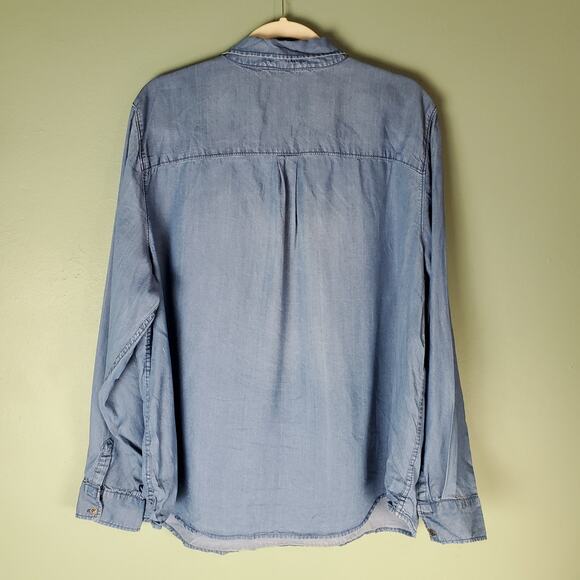 Maurices Womens Plus Size Denim Chambray Lace Up Top Size 2X - Picture 2 of 7